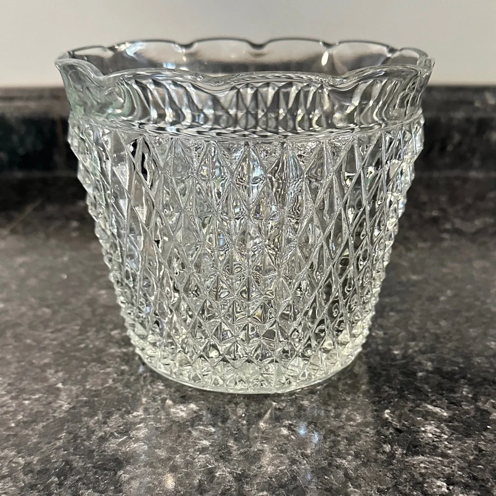 Vintage Indiana Glass Diamond Point Clear Ice Bucket/Vase/Planter
